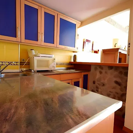 En Plaza De Andalucia, - Check-in Flexible, Entra Antes Y Sales Despues Apartment